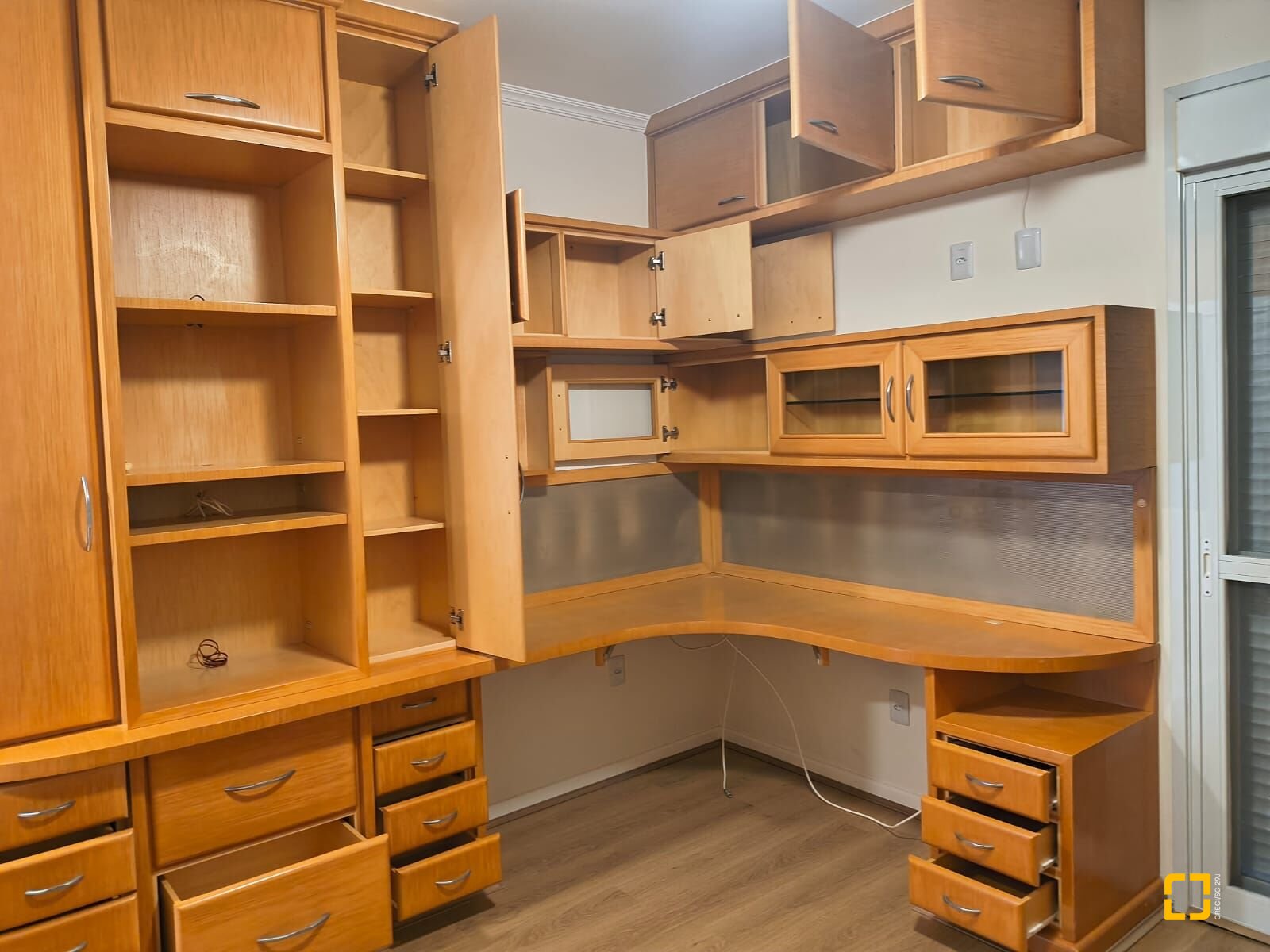Casa com 246m², 7 quartos (sendo 3 suítes), 4 garagens, no bairro Jurerê Internacional em Florianópolis