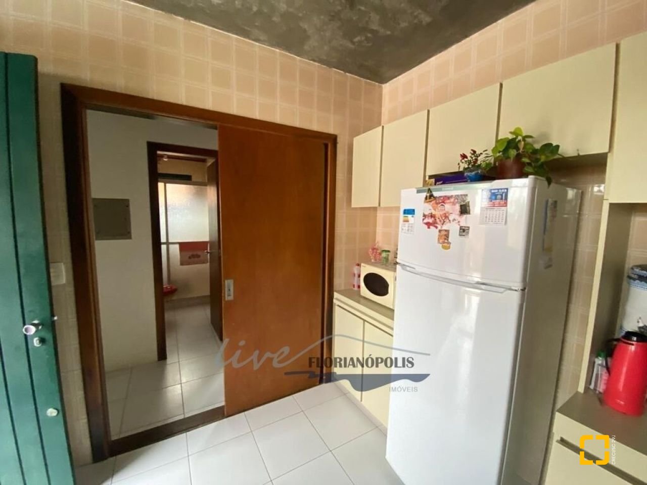 Casa com 200m², 4 quartos (sendo 1 suíte), 1 garagem, no bairro Jurerê Internacional em Florianópolis