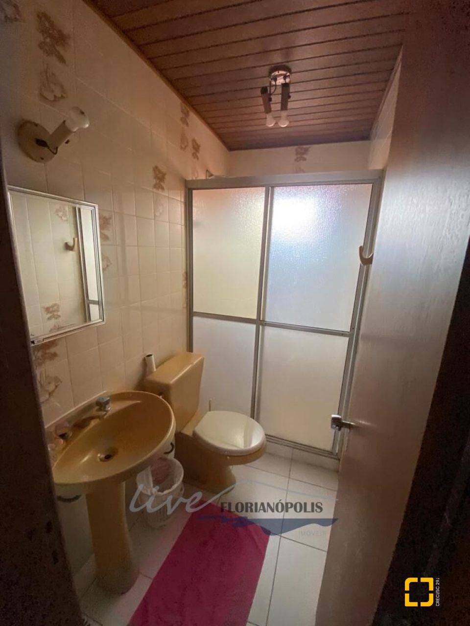 Casa com 200m², 4 quartos (sendo 1 suíte), 1 garagem, no bairro Jurerê Internacional em Florianópolis