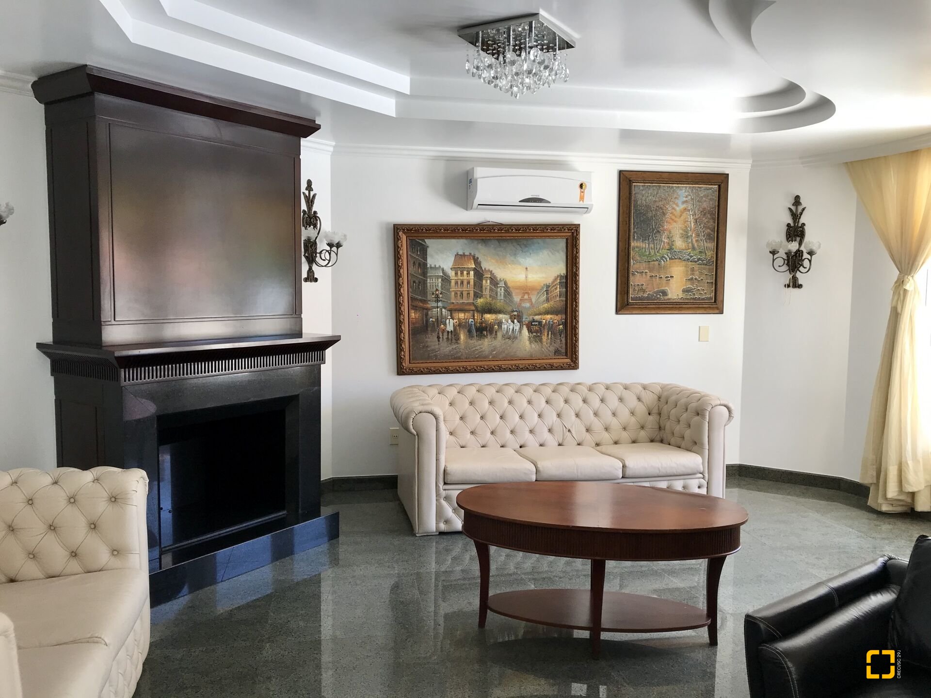 Casa com 800m², 9 quartos (sendo 8 suítes), 5 garagens, no bairro Jurerê Internacional em Florianópolis