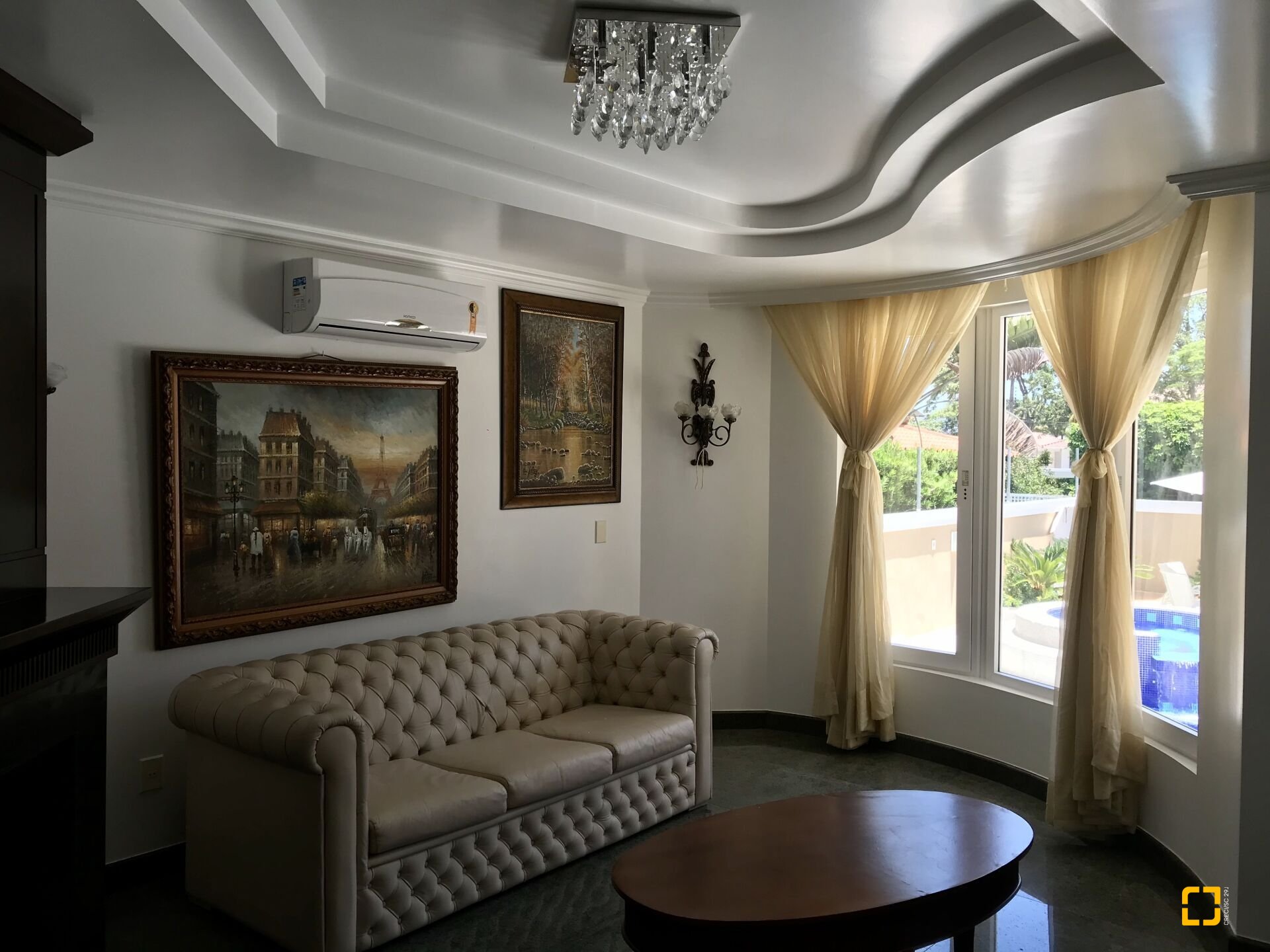 Casa com 800m², 9 quartos (sendo 8 suítes), 5 garagens, no bairro Jurerê Internacional em Florianópolis
