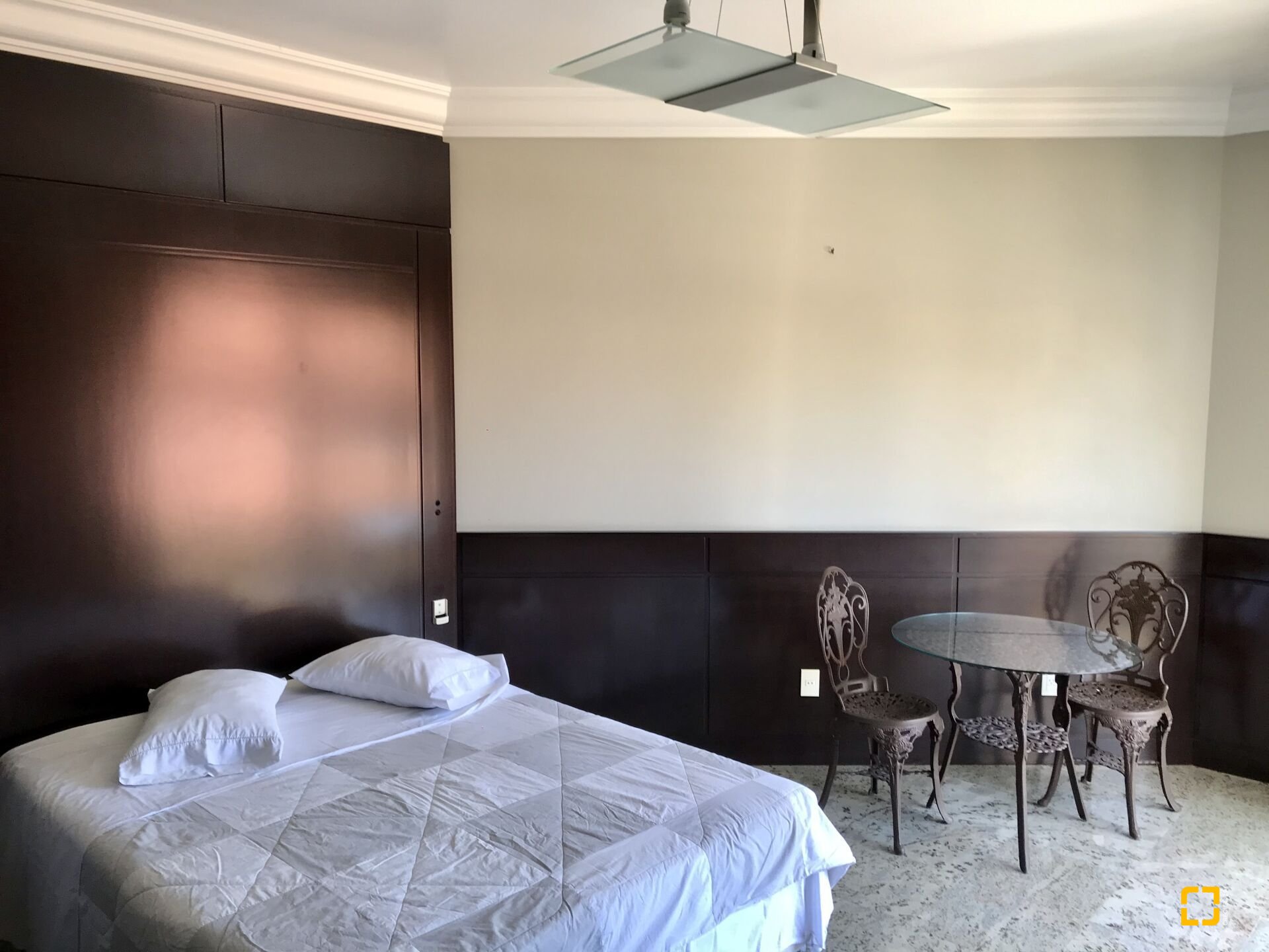 Casa com 800m², 9 quartos (sendo 8 suítes), 5 garagens, no bairro Jurerê Internacional em Florianópolis