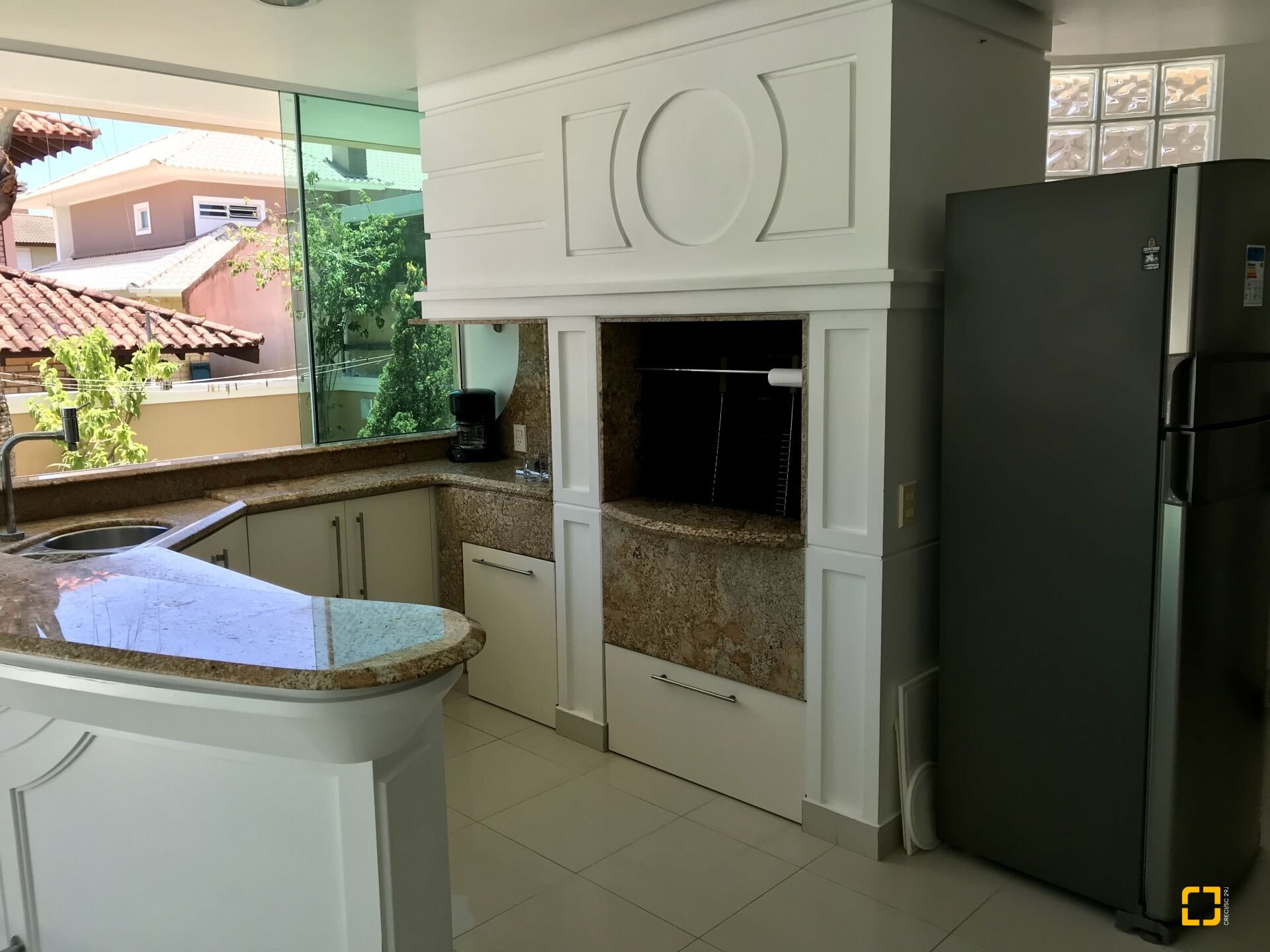 Casa com 800m², 9 quartos (sendo 8 suítes), 5 garagens, no bairro Jurerê Internacional em Florianópolis