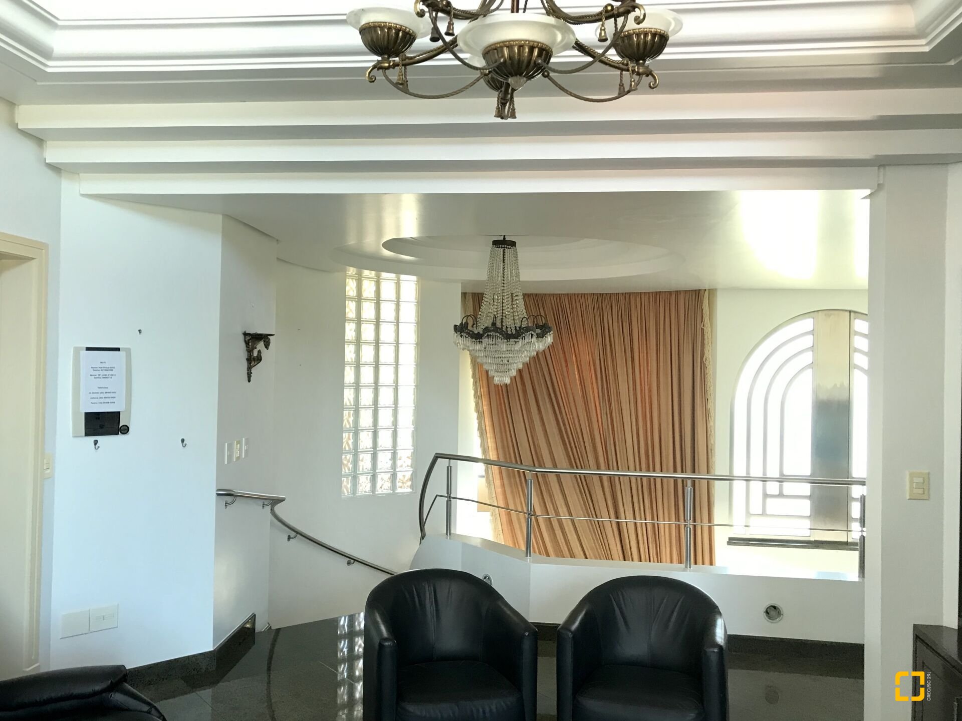 Casa com 800m², 9 quartos (sendo 8 suítes), 5 garagens, no bairro Jurerê Internacional em Florianópolis
