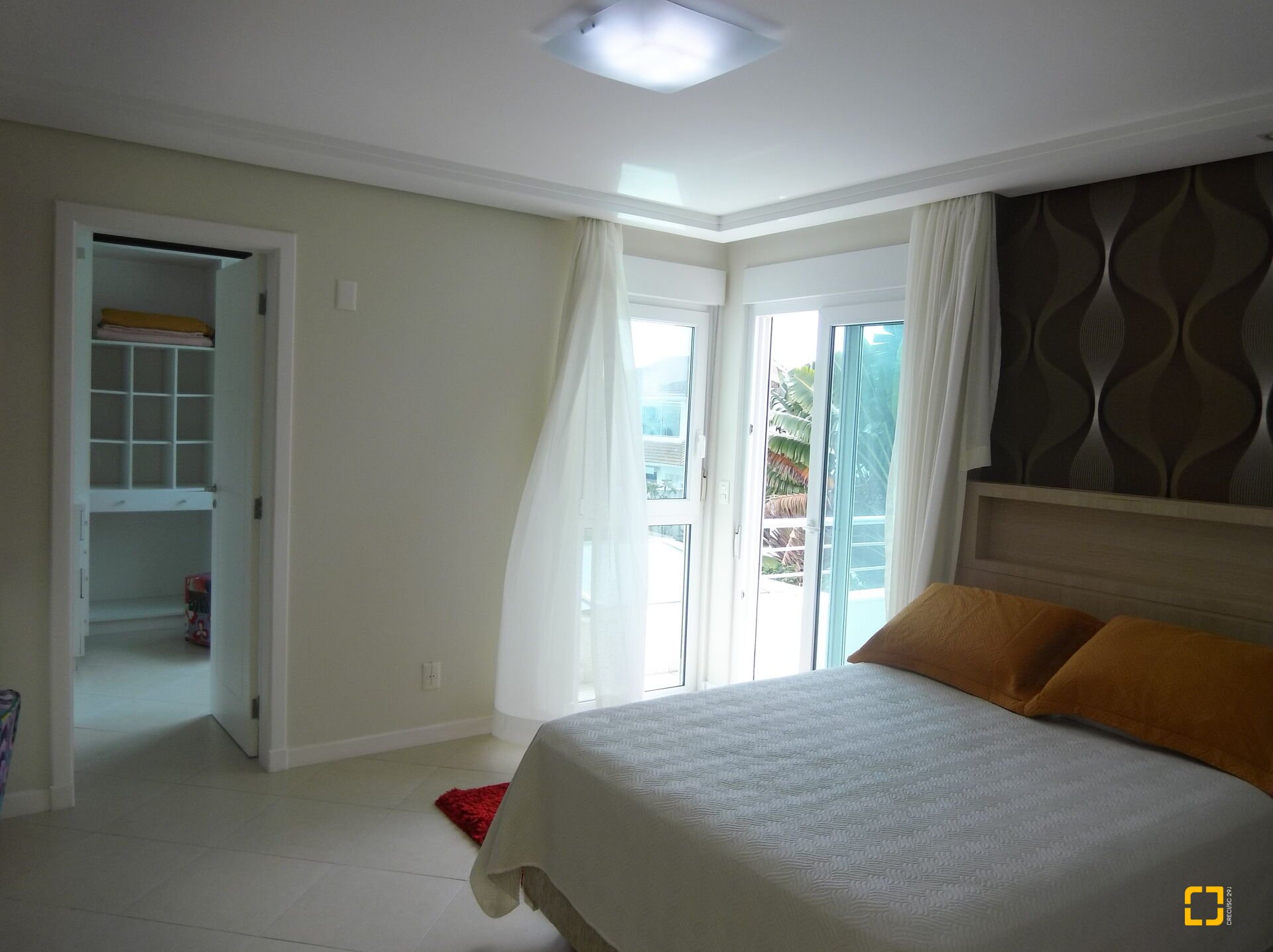 Casa com 650m², 8 quartos (sendo 4 suítes), 5 garagens, no bairro Jurerê Internacional em Florianópolis