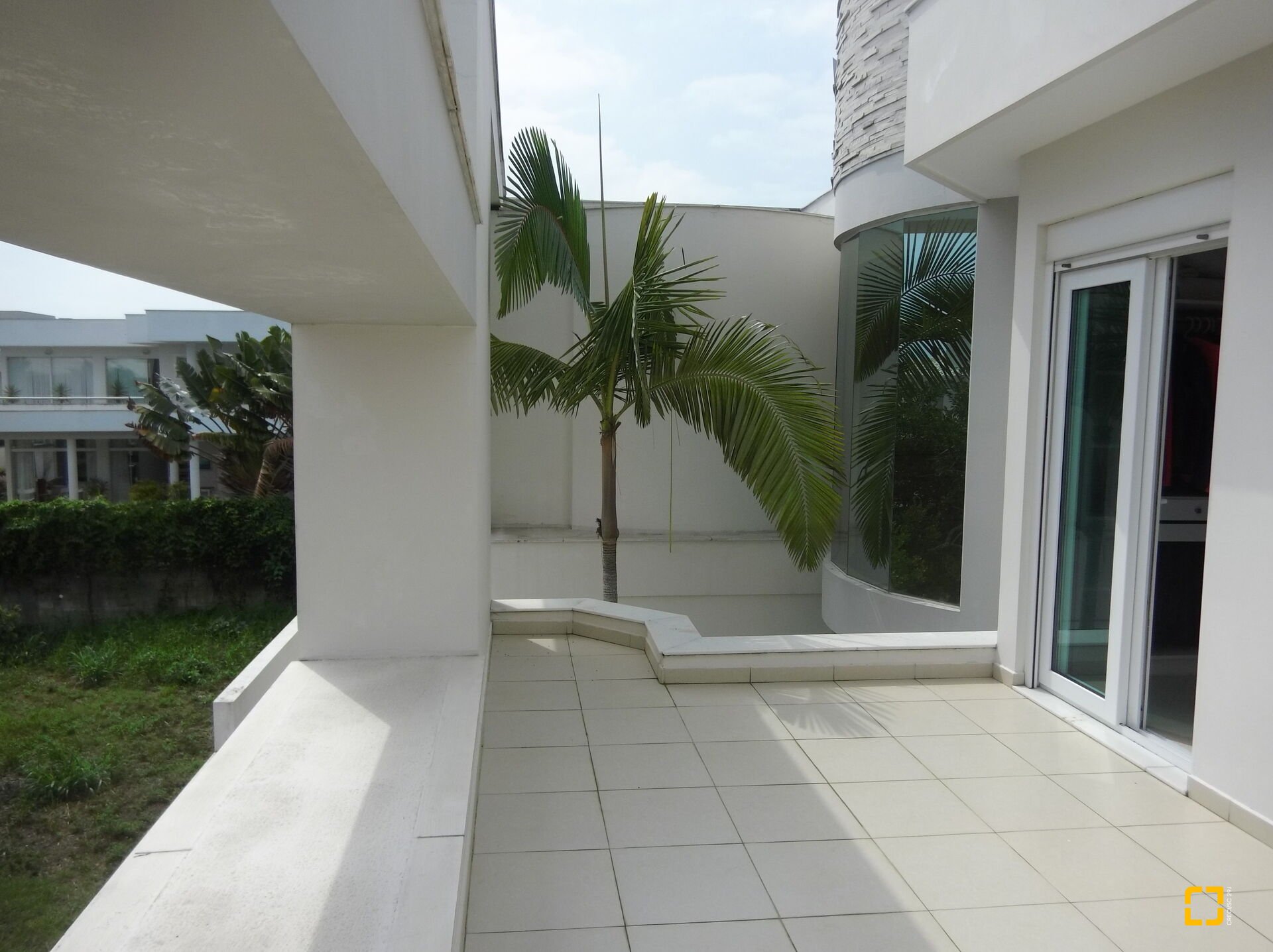 Casa com 650m², 8 quartos (sendo 4 suítes), 5 garagens, no bairro Jurerê Internacional em Florianópolis