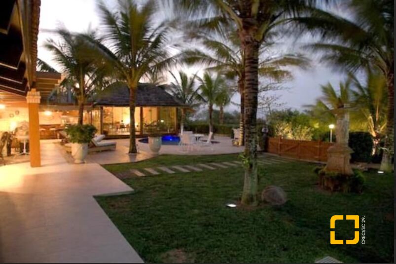 Casa com 520m², 5 quartos, 4 garagens, no bairro Jurerê em Florianópolis