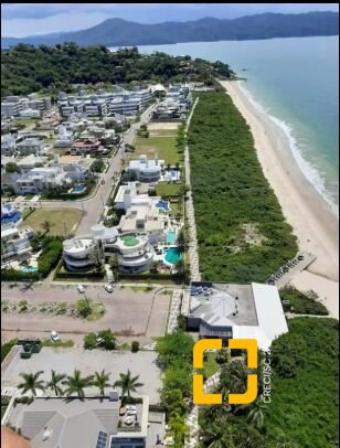Casa com 1600m², 5 quartos (sendo 5 suítes), 7 garagens, no bairro Jurerê Internacional em Florianópolis