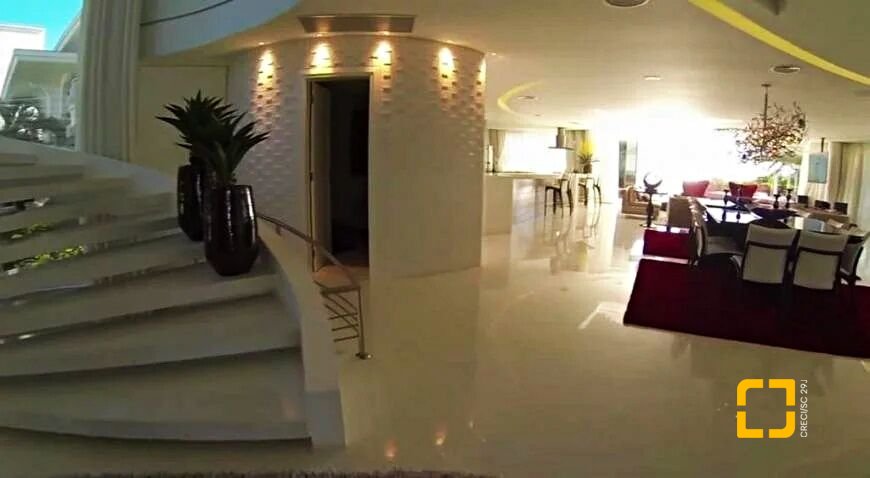 Casa com 1600m², 5 quartos (sendo 5 suítes), 7 garagens, no bairro Jurerê Internacional em Florianópolis
