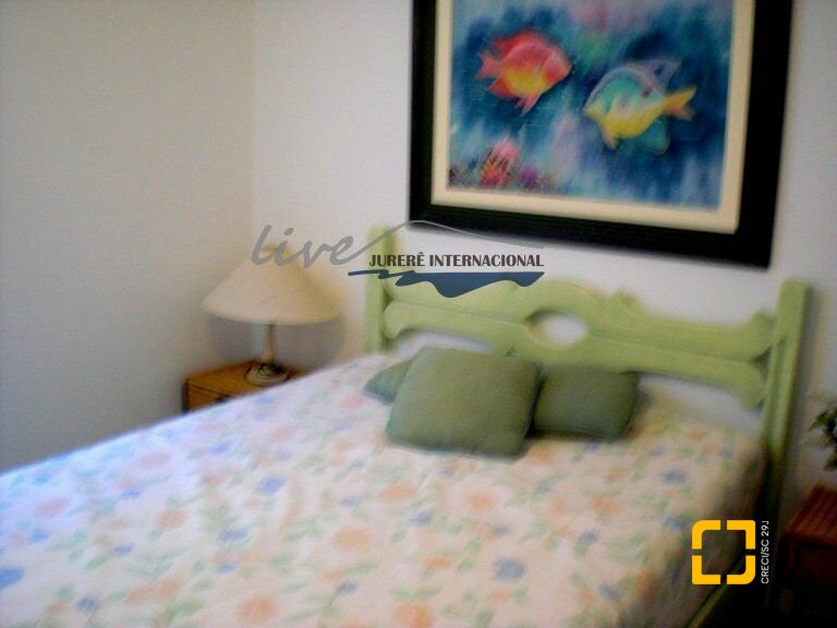 Casa com 480m², 8 quartos (sendo 4 suítes), 6 garagens, no bairro Jurerê Internacional em Florianópolis