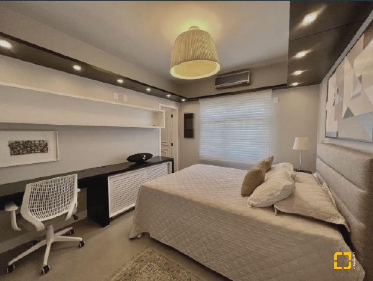 Casa com 450m², 8 quartos (sendo 4 suítes), 6 garagens, no bairro Jurerê Internacional em Florianópolis