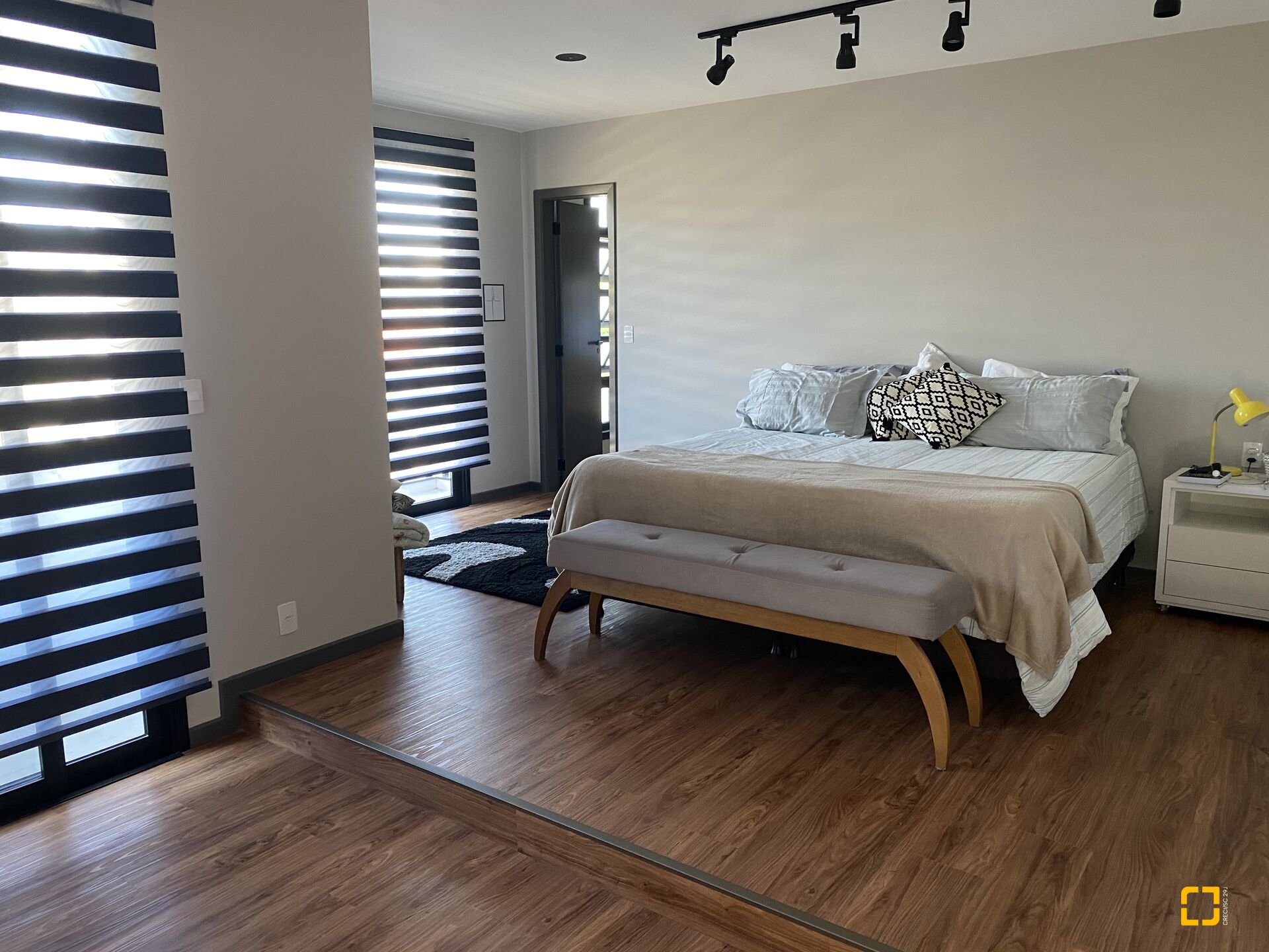 Casa com 350m², 8 quartos (sendo 4 suítes), 3 garagens, no bairro Jurerê Internacional em Florianópolis