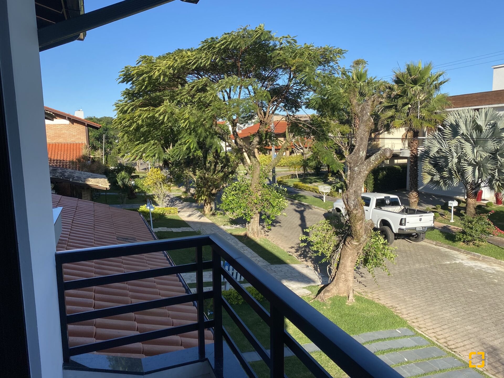 Casa com 350m², 8 quartos (sendo 4 suítes), 3 garagens, no bairro Jurerê Internacional em Florianópolis