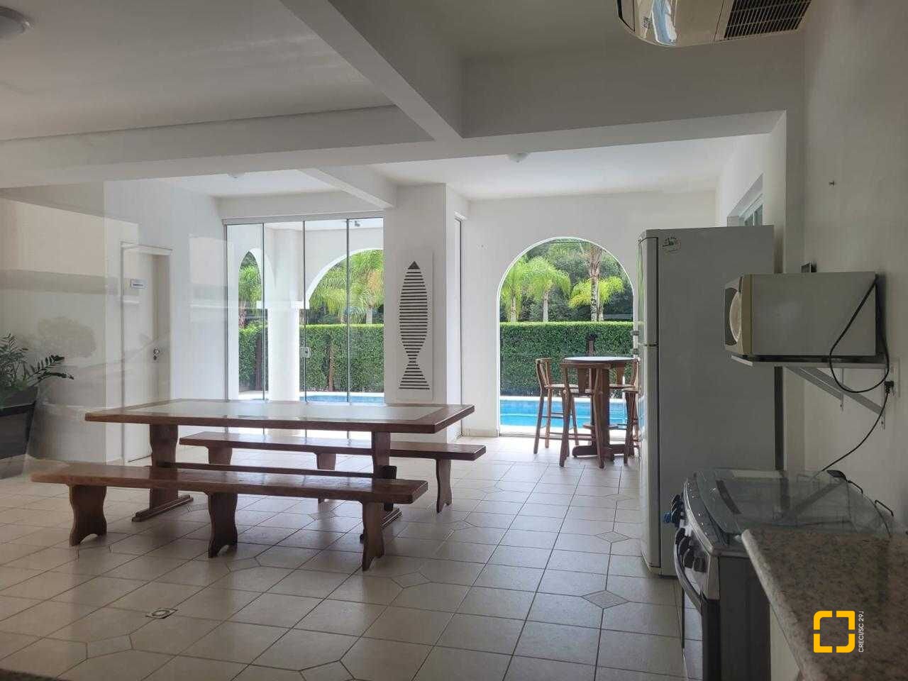 Apartamento com 124m², 6 quartos (sendo 3 suítes), 2 garagens, no bairro Jurerê Internacional em Florianópolis