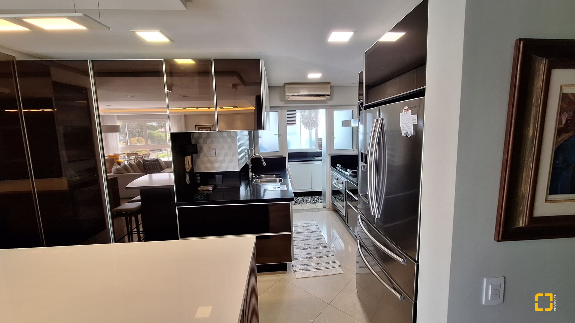 Apartamento com 176m², 8 quartos (sendo 4 suítes), 3 garagens, no bairro Jurerê Internacional em Florianópolis