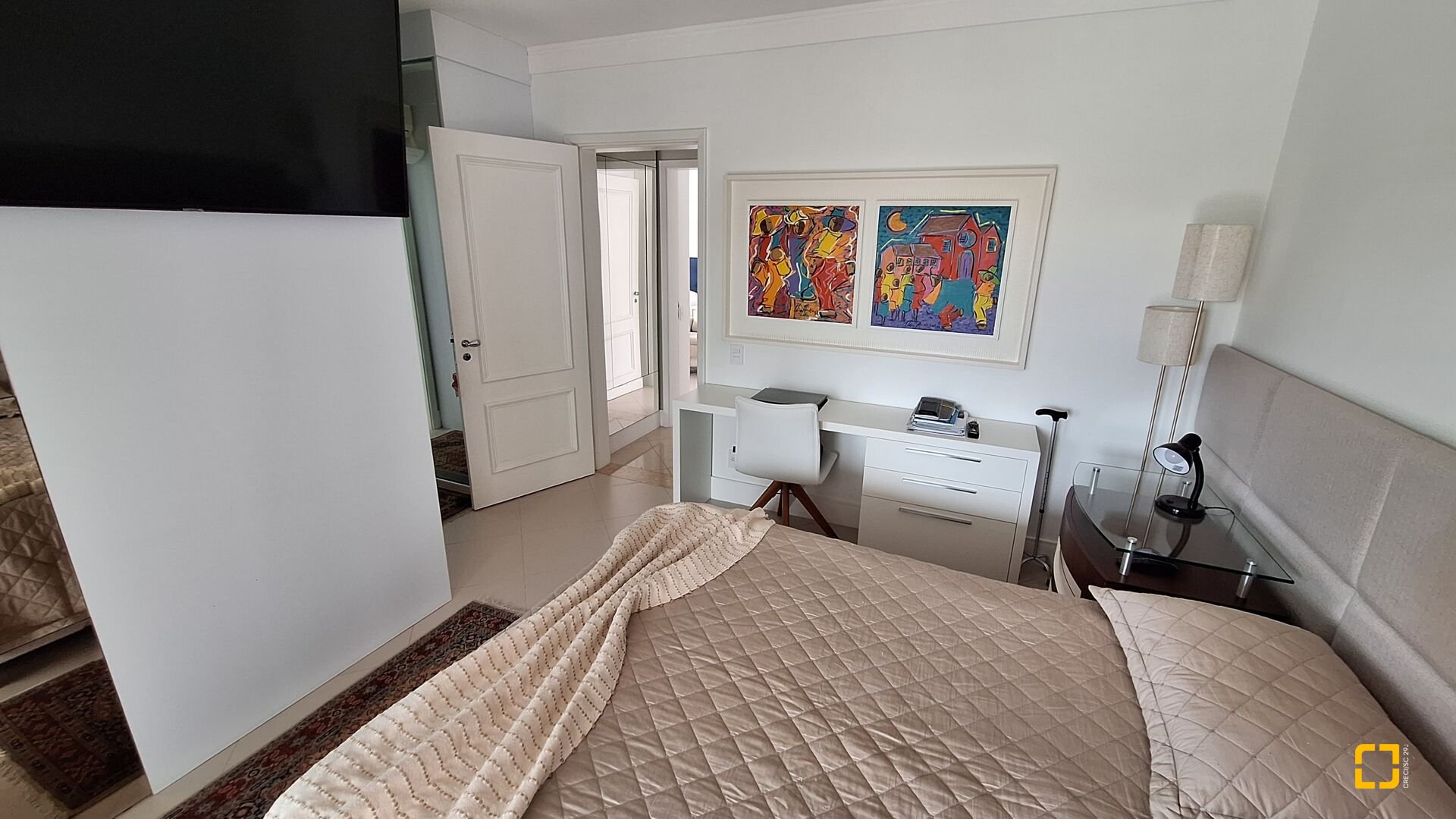 Apartamento com 176m², 8 quartos (sendo 4 suítes), 3 garagens, no bairro Jurerê Internacional em Florianópolis