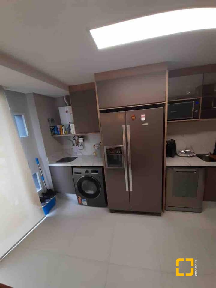 Apartamento com 125m², 5 quartos (sendo 2 suítes), 2 garagens, no bairro Jurerê Internacional em Florianópolis