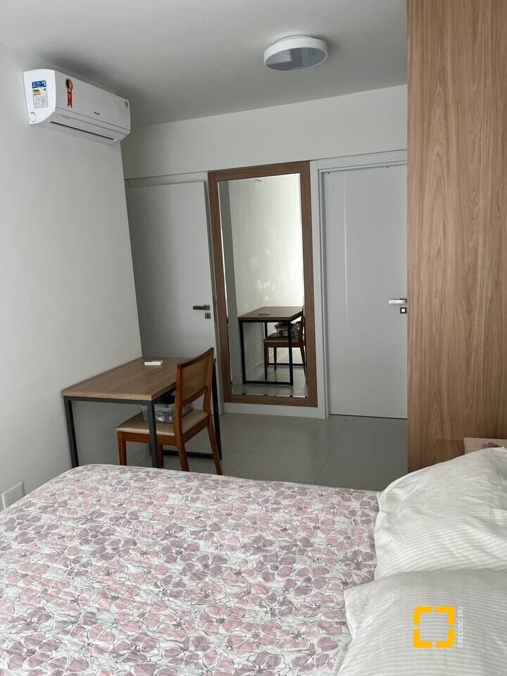 Apartamento com 125m², 5 quartos (sendo 2 suítes), 2 garagens, no bairro Jurerê Internacional em Florianópolis