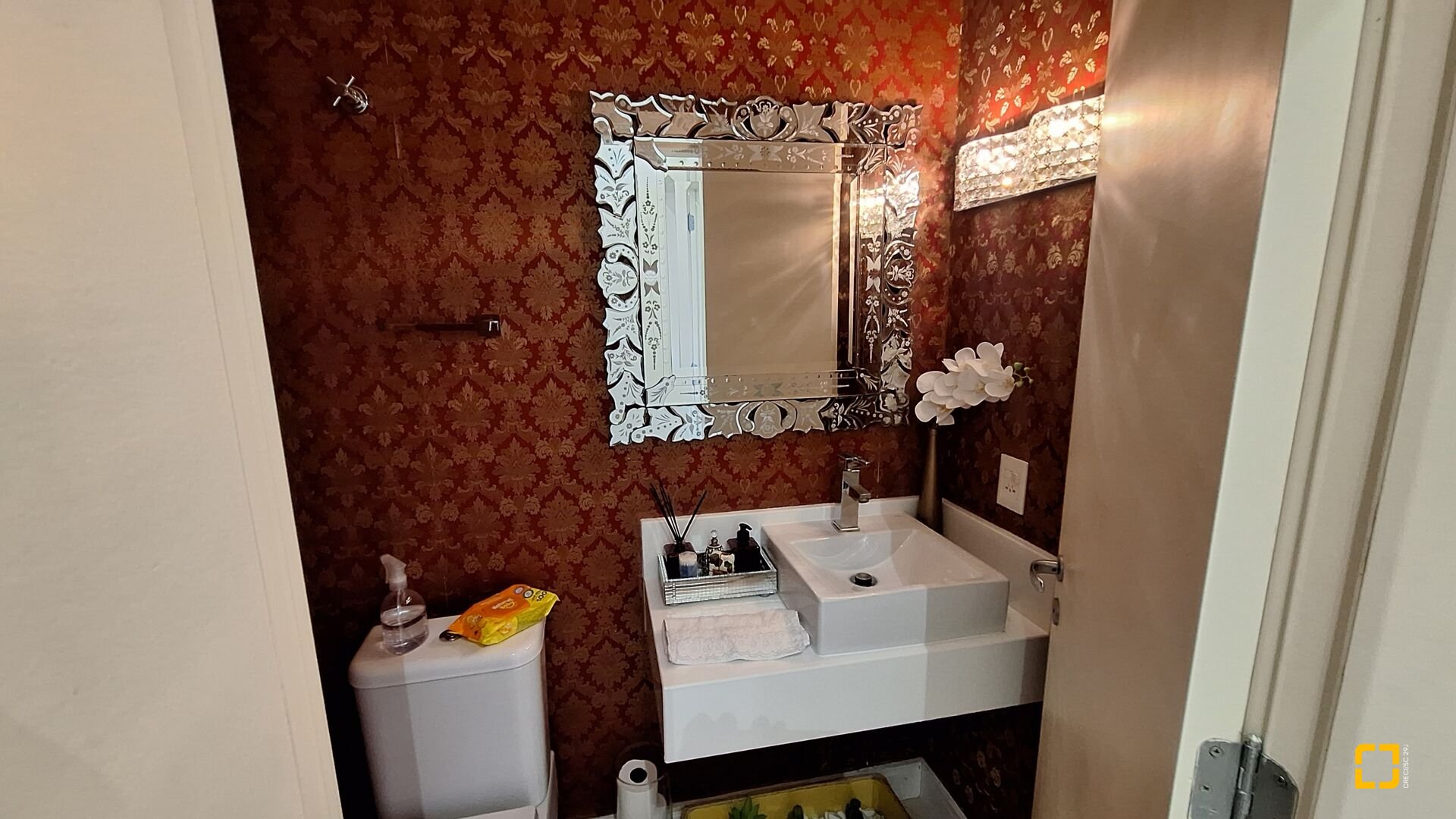Apartamento com 128m², 6 quartos (sendo 3 suítes), 2 garagens, no bairro Jurerê Internacional em Florianópolis