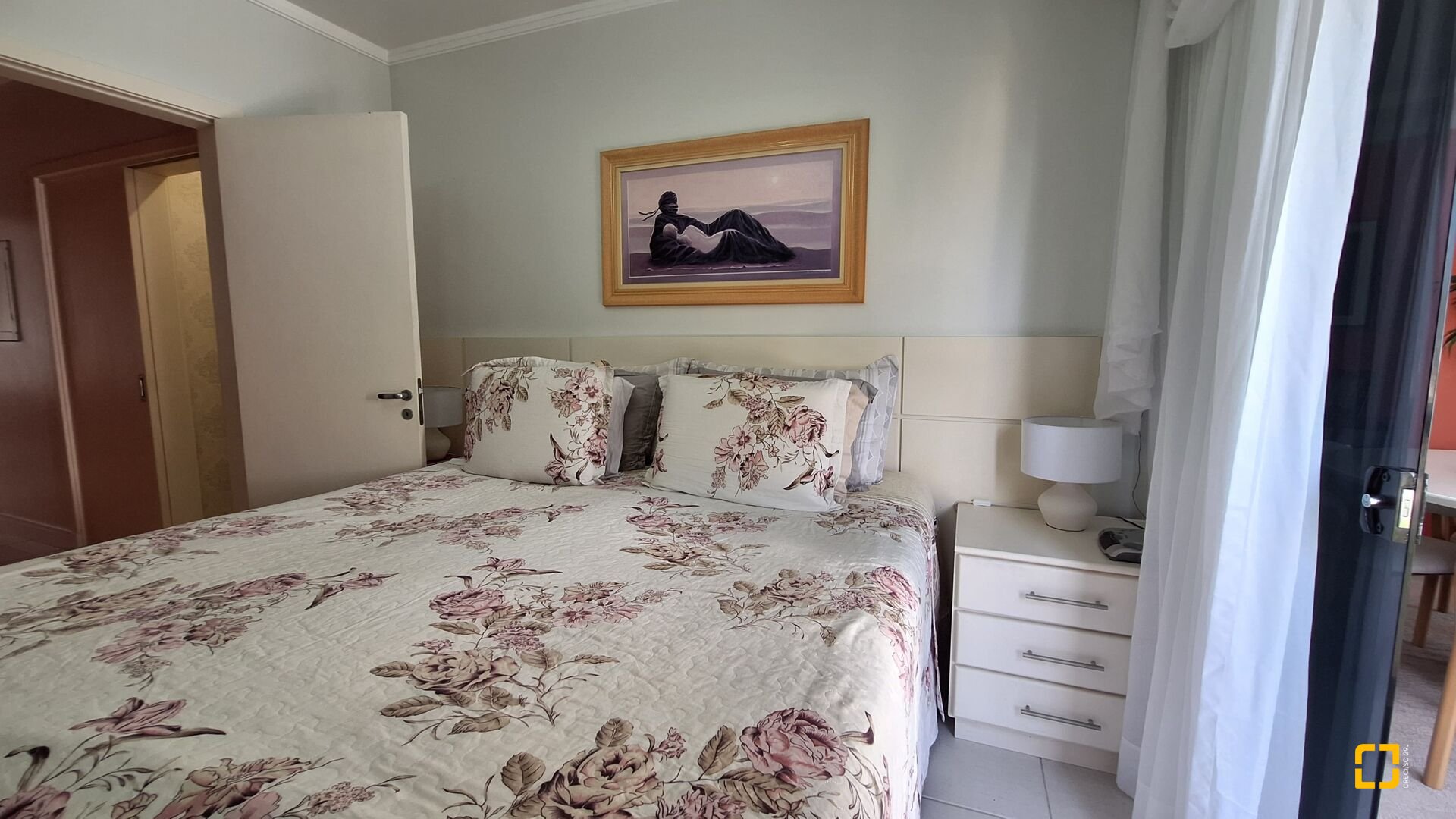 Apartamento com 128m², 6 quartos (sendo 3 suítes), 2 garagens, no bairro Jurerê Internacional em Florianópolis
