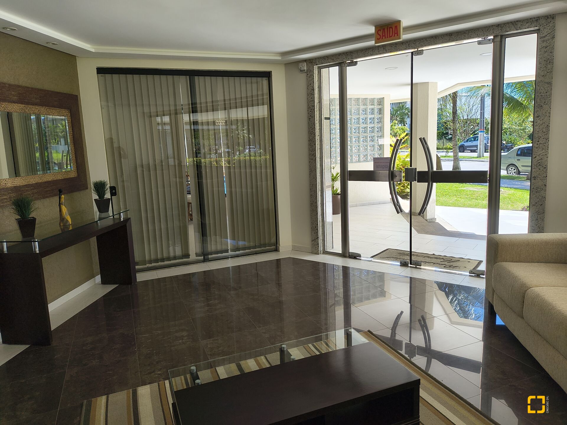 Apartamento com 128m², 6 quartos (sendo 3 suítes), 2 garagens, no bairro Jurerê Internacional em Florianópolis