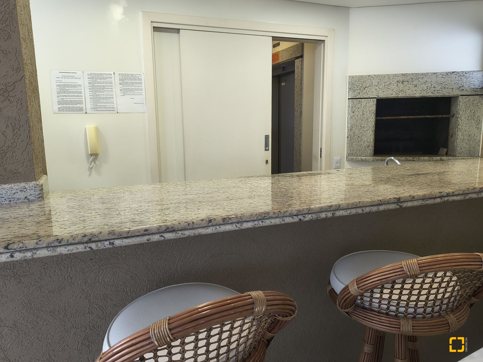 Apartamento com 128m², 6 quartos (sendo 3 suítes), 2 garagens, no bairro Jurerê Internacional em Florianópolis