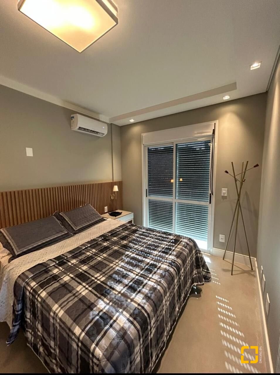 Apartamento com 115m², 5 quartos (sendo 2 suítes), 2 garagens, no bairro Jurerê Internacional em Florianópolis