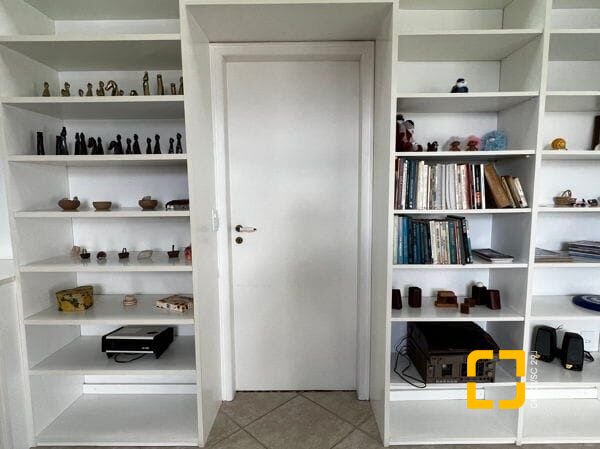 Cobertura com 330m², 3 quartos (sendo 3 suítes), 2 garagens, no bairro Jurerê Internacional em Florianópolis