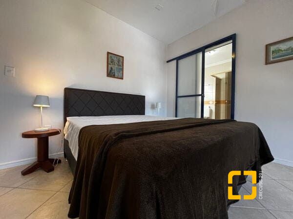 Cobertura com 330m², 3 quartos (sendo 3 suítes), 2 garagens, no bairro Jurerê Internacional em Florianópolis