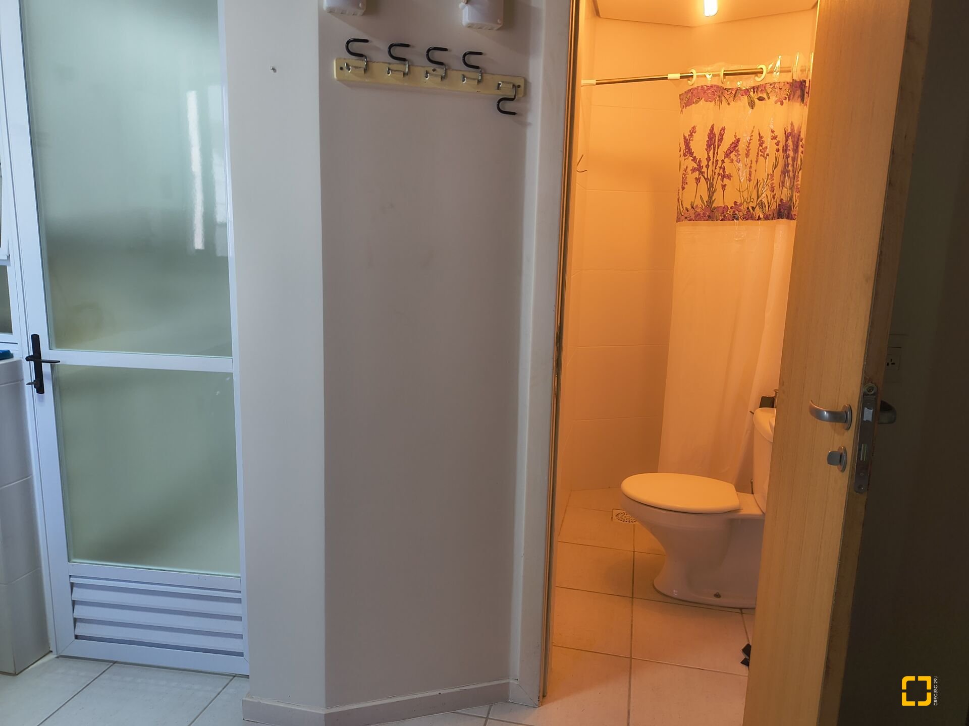 Apartamento com 139m², 5 quartos (sendo 2 suítes), 4 garagens, no bairro Jurerê Internacional em Florianópolis