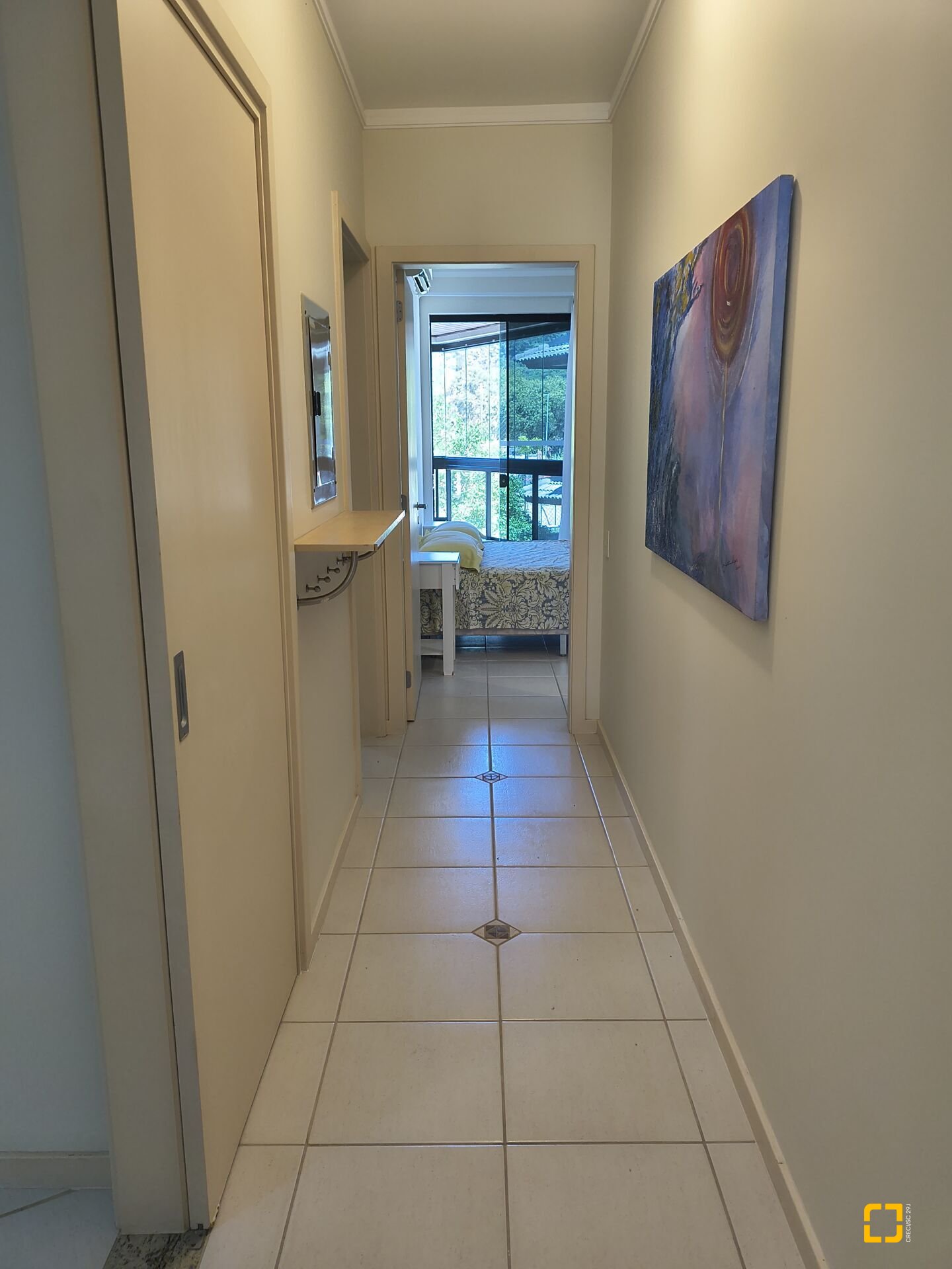 Apartamento com 139m², 5 quartos (sendo 2 suítes), 4 garagens, no bairro Jurerê Internacional em Florianópolis