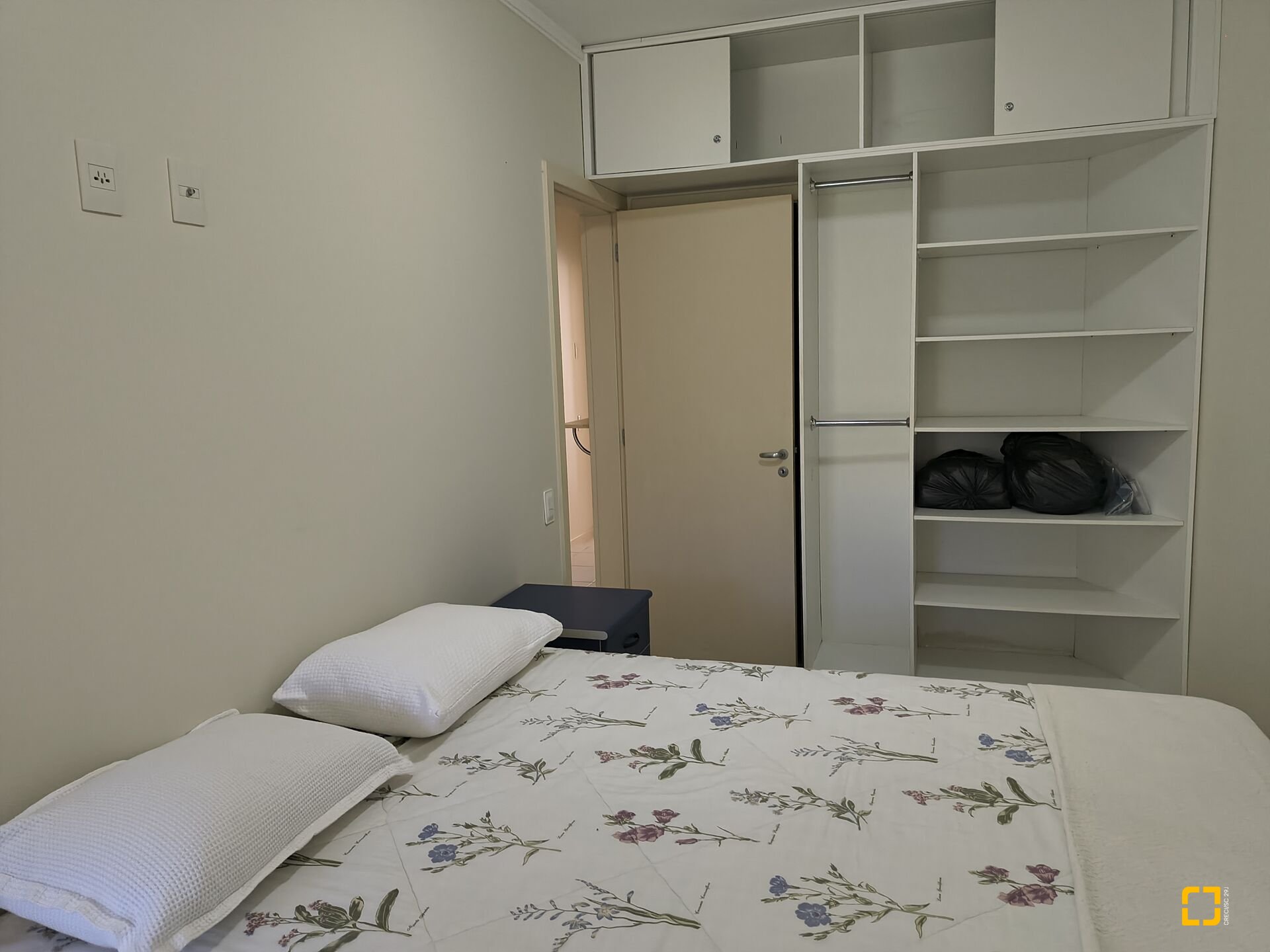 Apartamento com 139m², 5 quartos (sendo 2 suítes), 4 garagens, no bairro Jurerê Internacional em Florianópolis