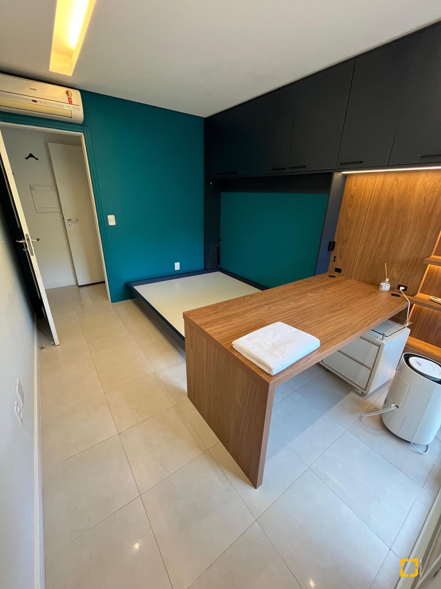 Apartamento com 105m², 6 quartos (sendo 3 suítes), 2 garagens, no bairro Jurerê Internacional em Florianópolis