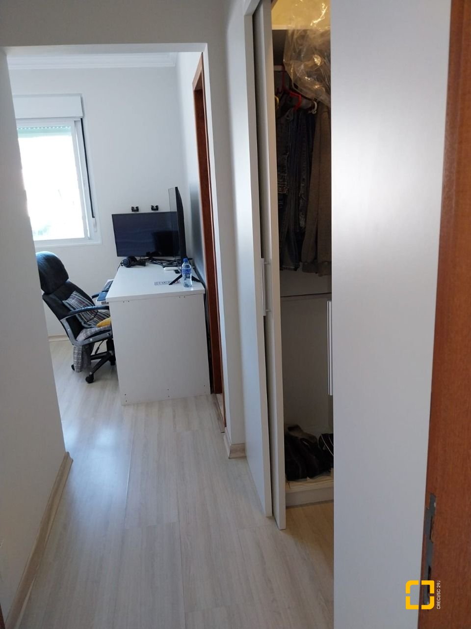Casa com 173m², 7 quartos (sendo 3 suítes), 2 garagens, no bairro Cachoeira do Bom Jesus em Florianópolis