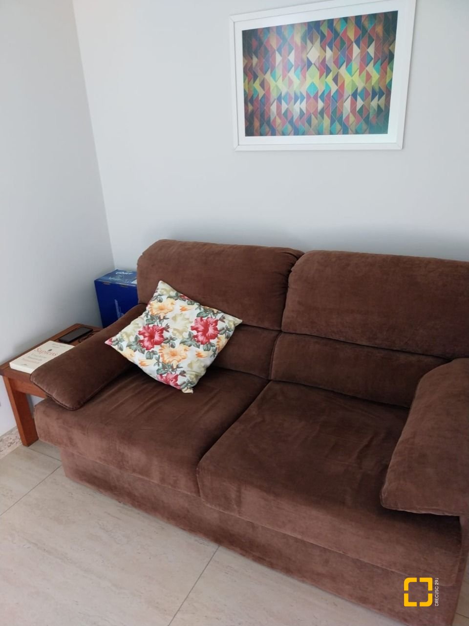 Casa com 173m², 7 quartos (sendo 3 suítes), 2 garagens, no bairro Cachoeira do Bom Jesus em Florianópolis
