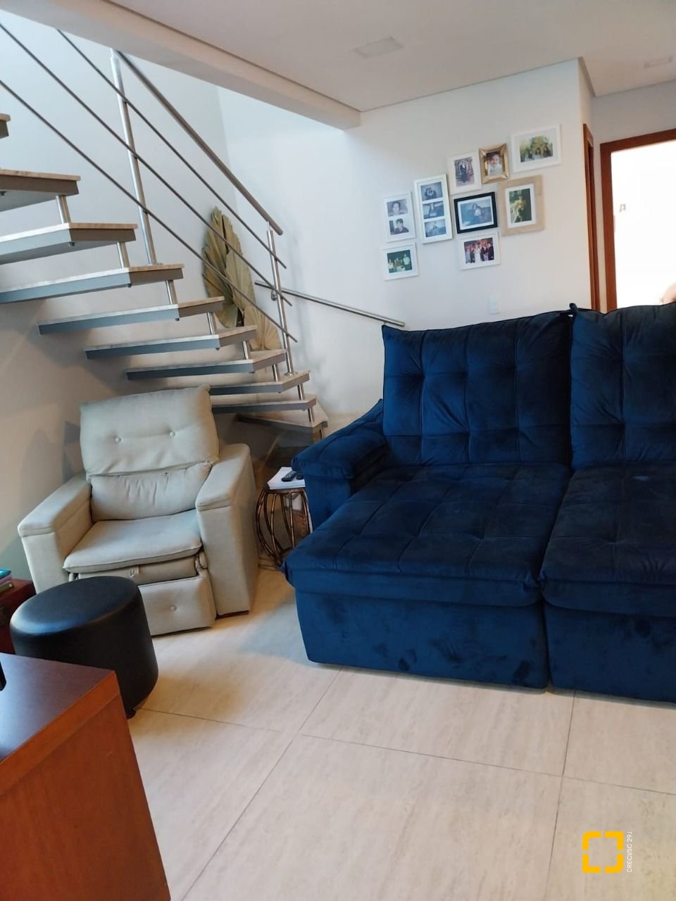 Casa com 173m², 7 quartos (sendo 3 suítes), 2 garagens, no bairro Cachoeira do Bom Jesus em Florianópolis