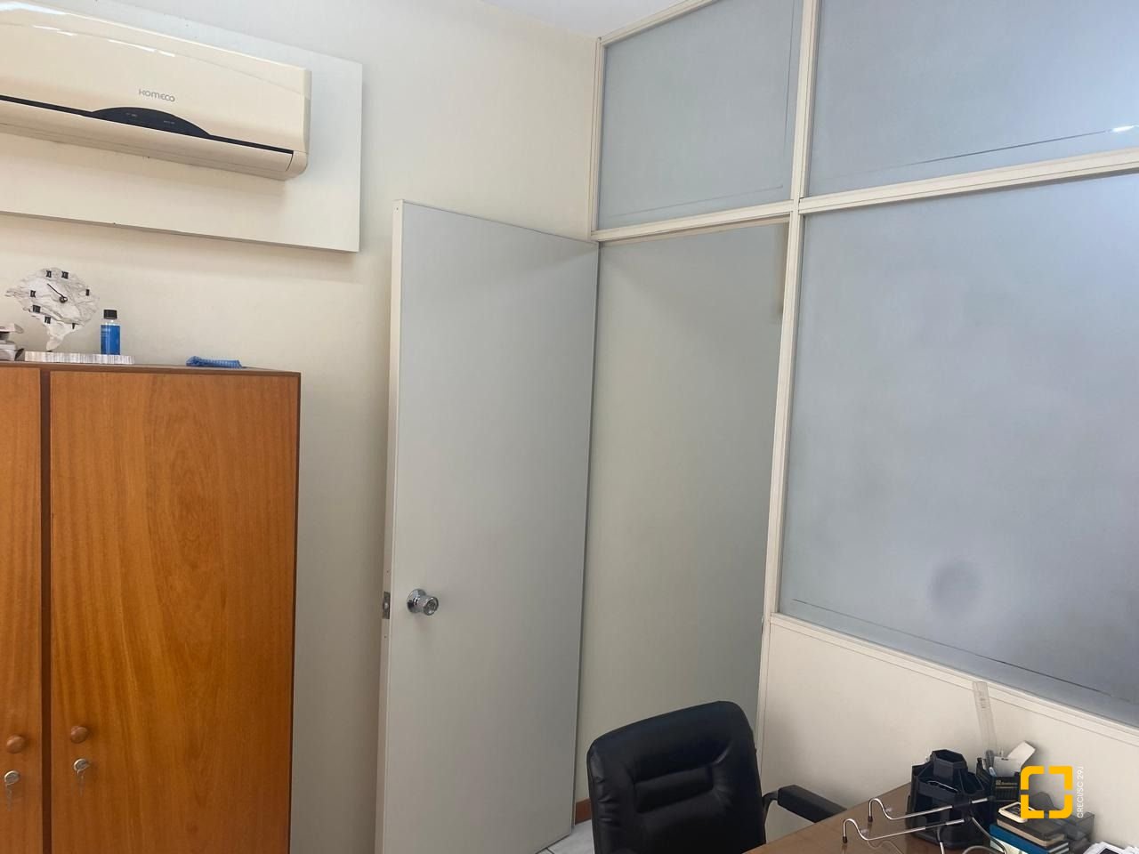 Sala com 58m², no bairro Centro em Florianópolis