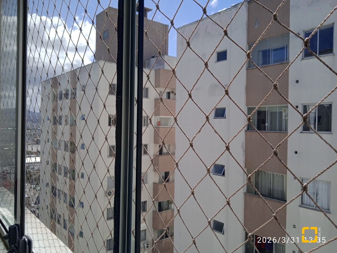 Apartamento com 55m², 2 quartos, 1 garagem, no bairro Campinas em São José