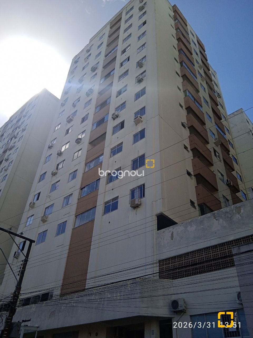Apartamento com 55m², 2 quartos, 1 garagem, no bairro Campinas em São José