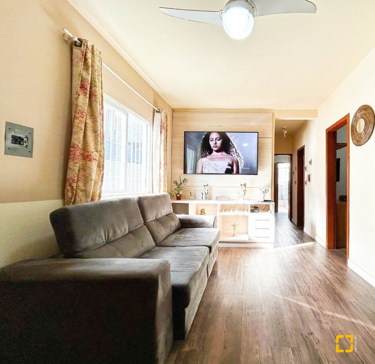 Casa com 110m², 3 quartos (sendo 1 suíte), 2 garagens, no bairro Costeira do Pirajubaé em Florianópolis