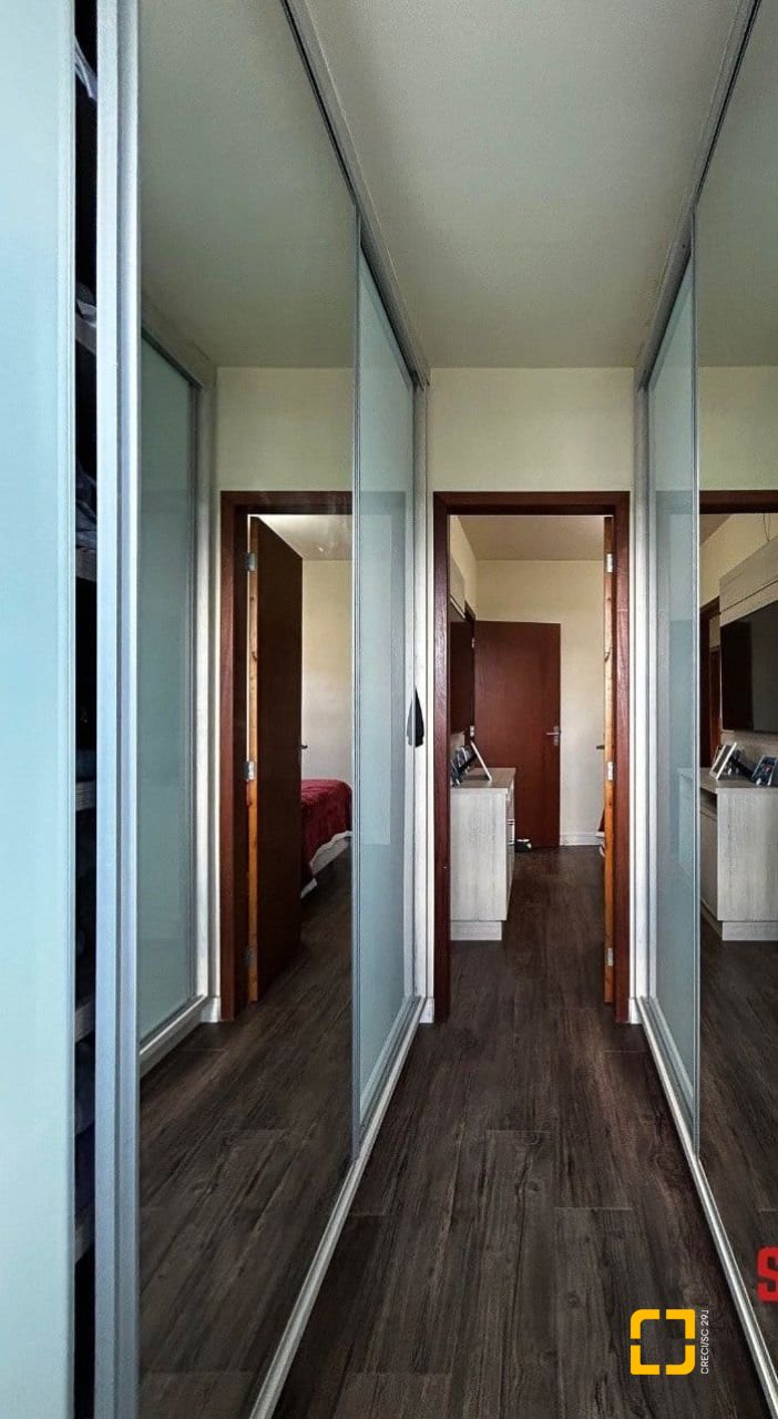 Casa com 110m², 3 quartos (sendo 1 suíte), 2 garagens, no bairro Costeira do Pirajubaé em Florianópolis