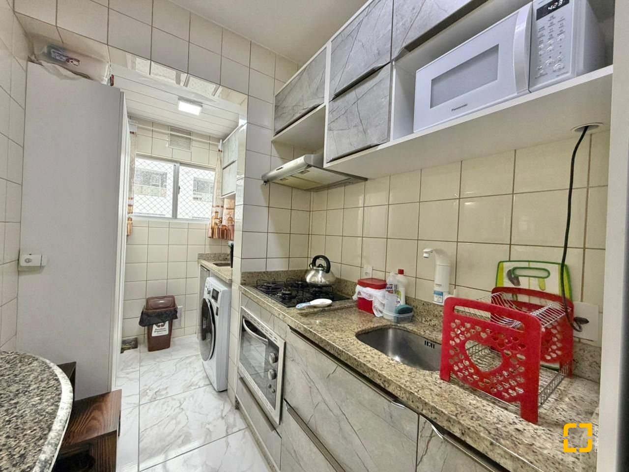Apartamento com 58m², 2 quartos, 1 garagem, no bairro Estreito em Florianópolis