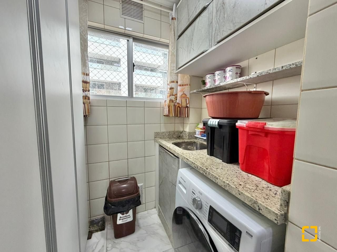 Apartamento com 58m², 2 quartos, 1 garagem, no bairro Estreito em Florianópolis