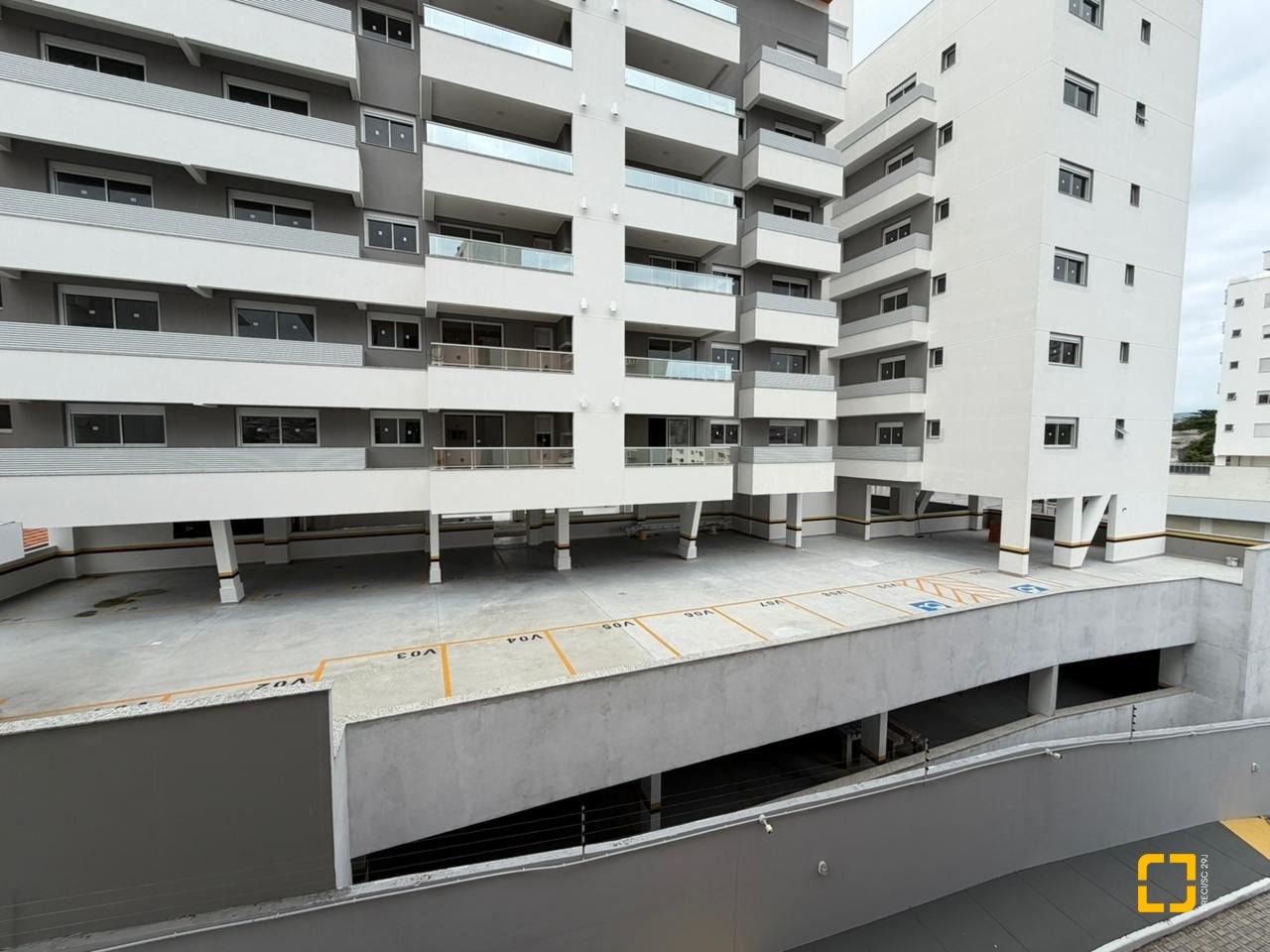 Apartamento com 58m², 2 quartos, 1 garagem, no bairro Estreito em Florianópolis