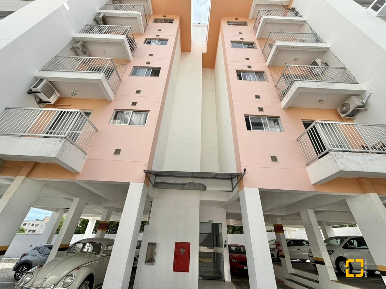 Apartamento com 58m², 2 quartos, 1 garagem, no bairro Estreito em Florianópolis