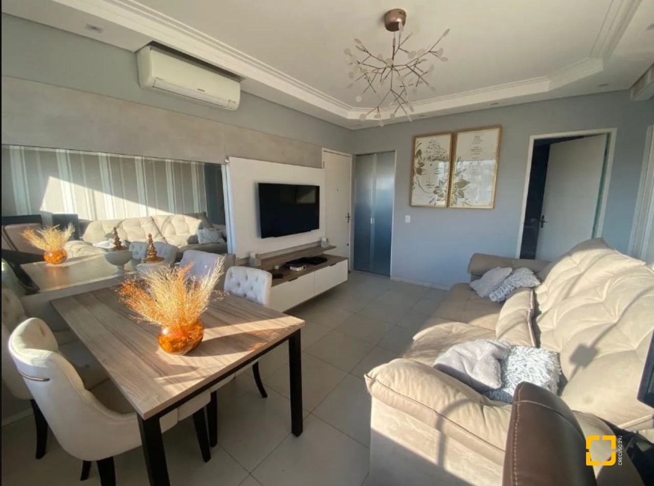 Cobertura com 155m², 4 quartos (sendo 1 suíte), 1 garagem, no bairro Ingleses em Florianópolis