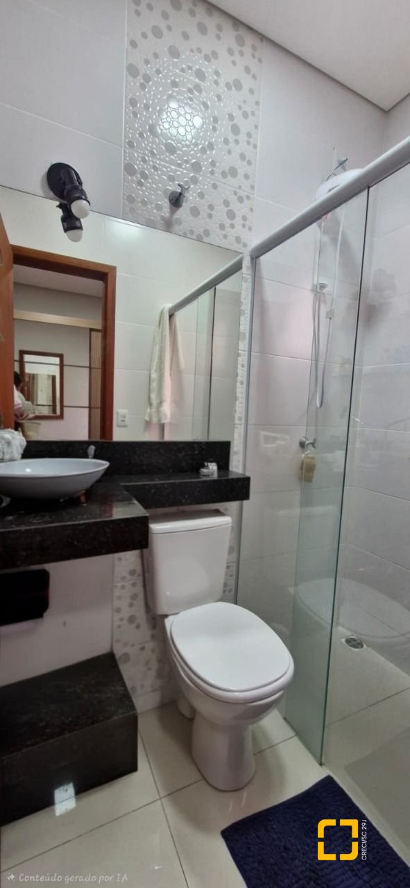 Casa com 70m², 2 quartos (sendo 1 suíte), 1 garagem, no bairro Ingleses do Rio Vermelho em Florianópolis