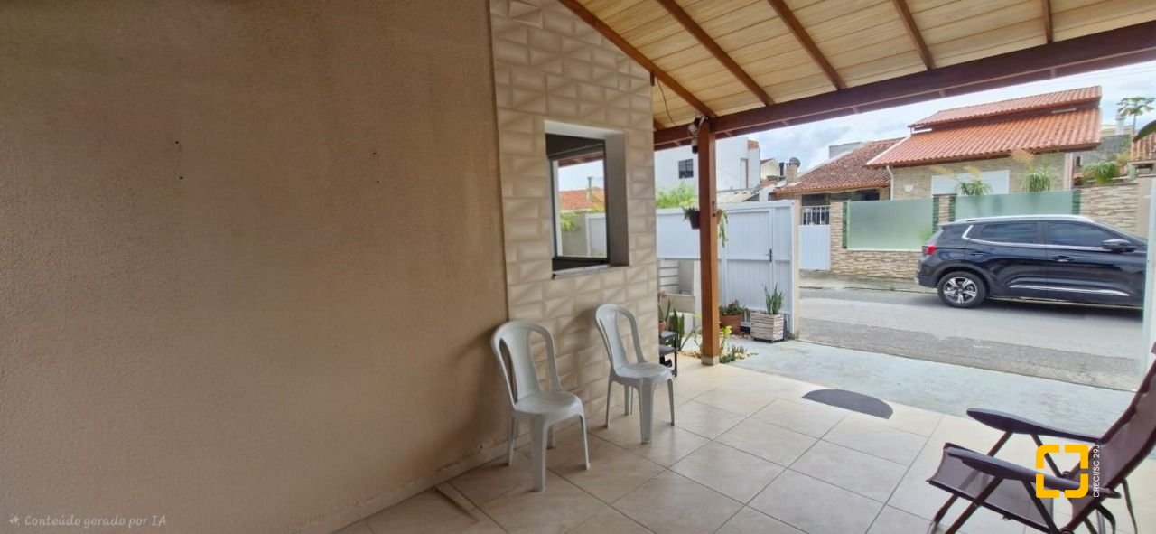 Casa com 70m², 2 quartos (sendo 1 suíte), 1 garagem, no bairro Ingleses do Rio Vermelho em Florianópolis
