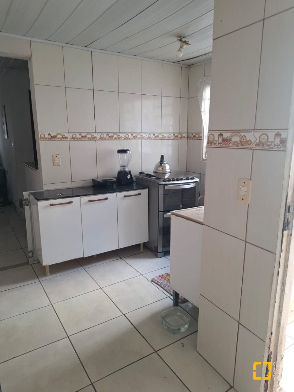 Casa com 103m², 2 quartos, 1 garagem, no bairro Campinas em São José