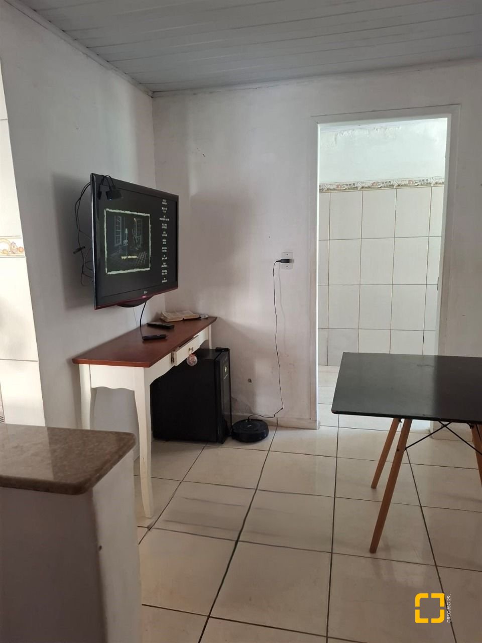 Casa com 103m², 2 quartos, 1 garagem, no bairro Campinas em São José